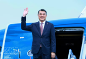 Prime Minister Le Minh Hung departs for official visits to Laos, Cambodia